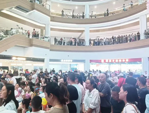 太行國(guó)潮奧萊試營(yíng)業(yè)大放異彩，客流持續(xù)穩(wěn)健增長(zhǎng)